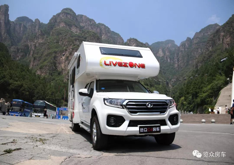 買房車為什么買四驅房車？都有哪些款式可選